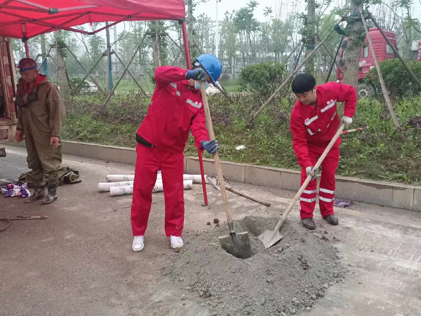 宜宾管道疏通哪家好】及时进行市政管道清淤